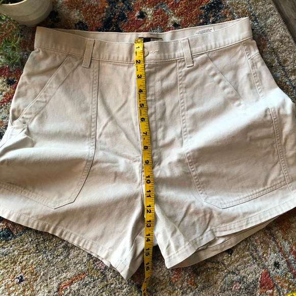 High Waisted Shorts - Picture 4 of 8